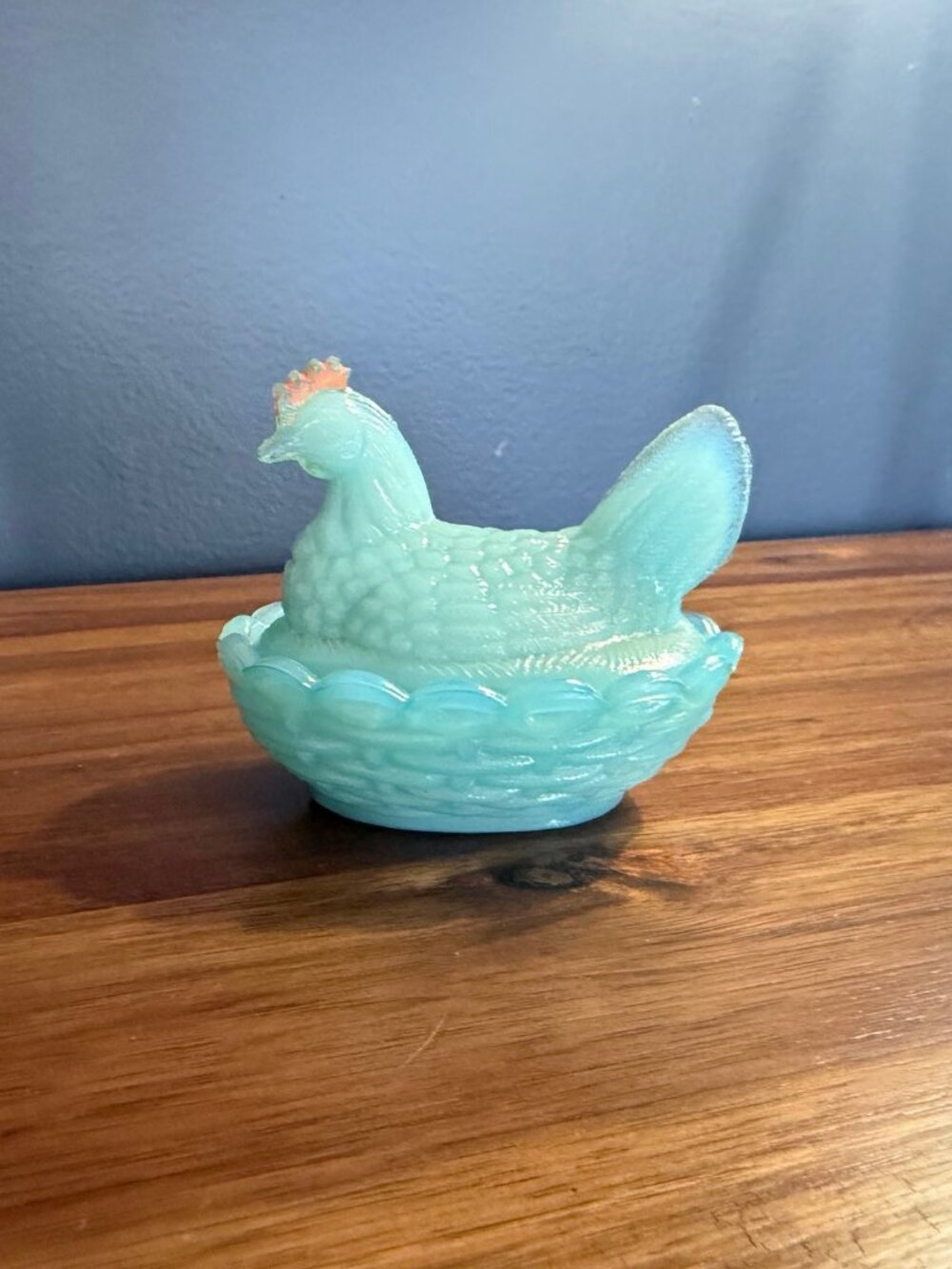 Vintage  HEN ON A NEST Chicken  Lidded Covered Dish